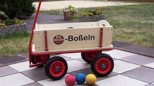 Boßel-Leih-Bollerwagen mit Boßelkugeln